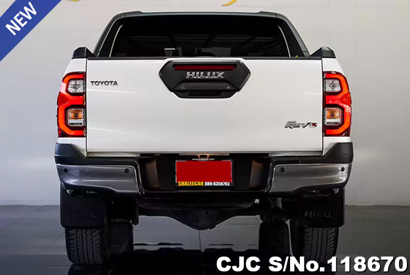 Toyota Hilux in White for Sale Image 5