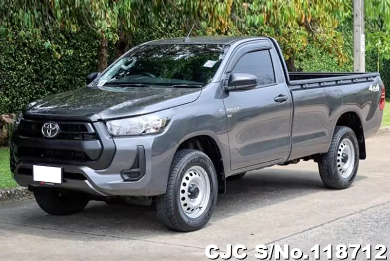 Toyota Hilux in Gray for Sale Image 3