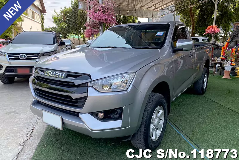Isuzu D-Max in Gray for Sale Image 3