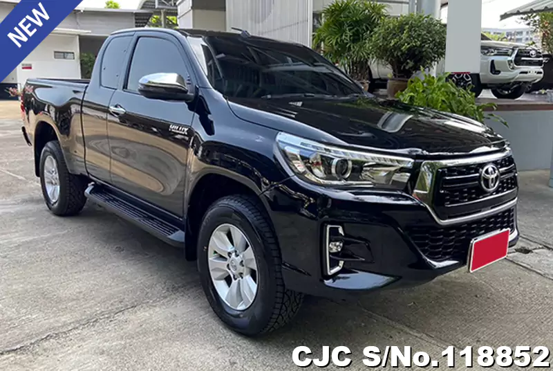 Toyota Hilux in Black for Sale Image 0