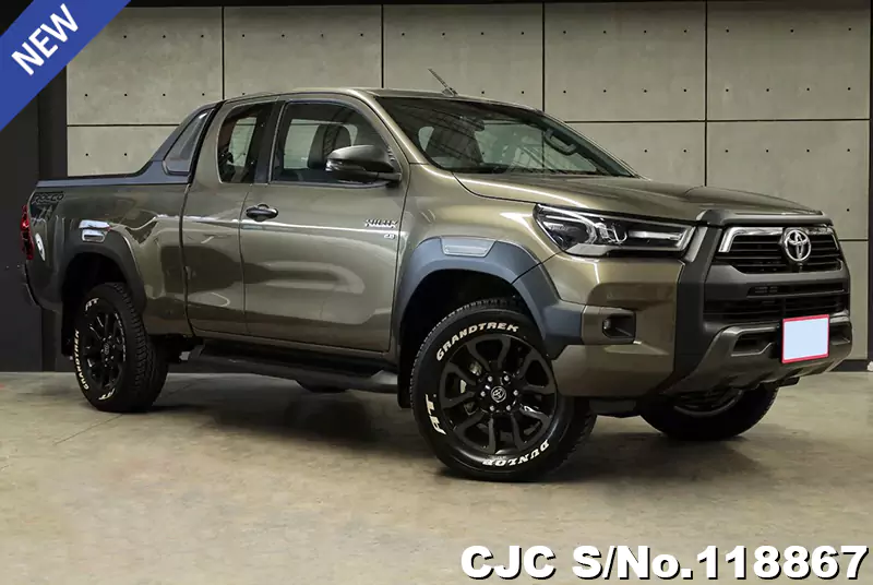 Toyota Hilux in Oxide Bronze Metallic for Sale Image 0