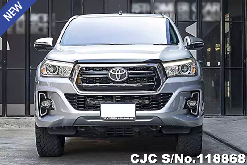 Toyota Hilux in Silver for Sale Image 4