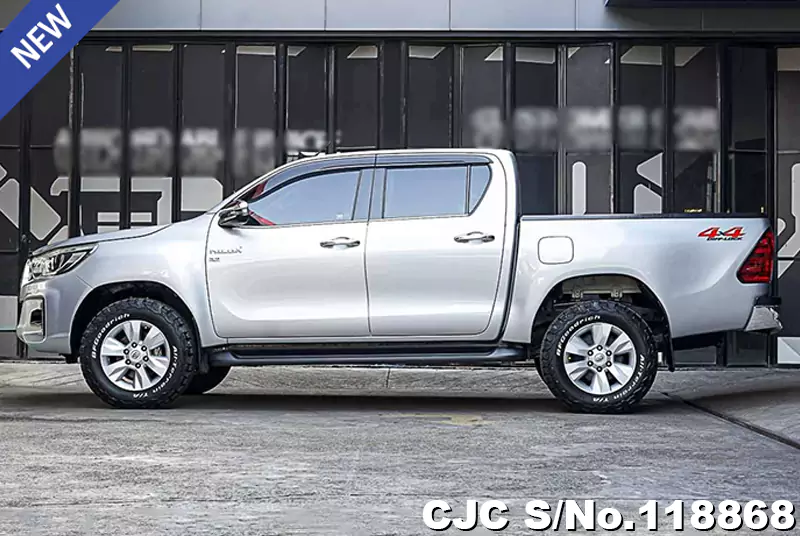 Toyota Hilux in Silver for Sale Image 7