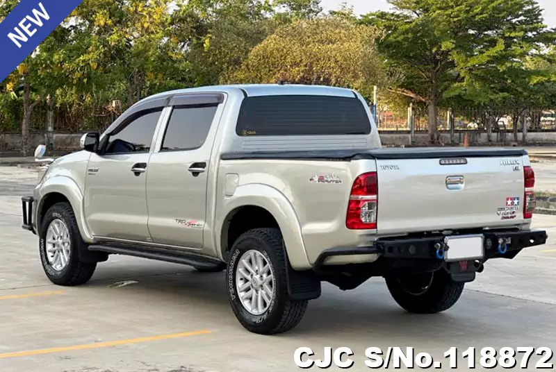 Toyota Hilux in Silver for Sale Image 1