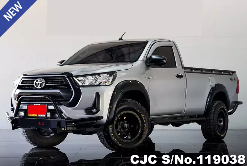 Toyota Hilux in Gray for Sale Image 3