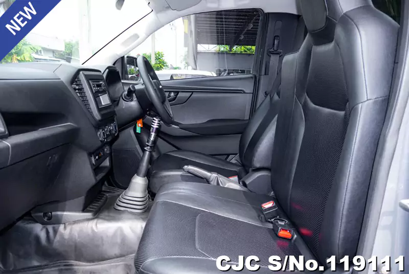 Isuzu D-Max in Gray for Sale Image 9