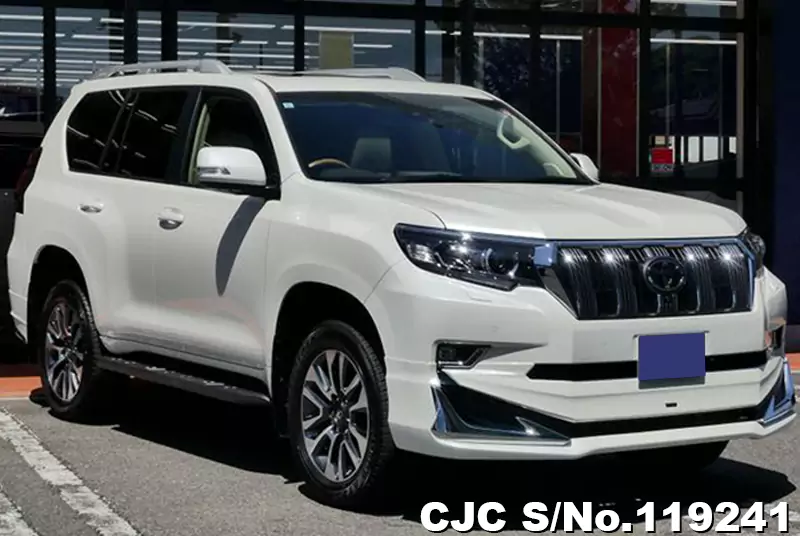 Toyota / Land Cruiser Prado 2023