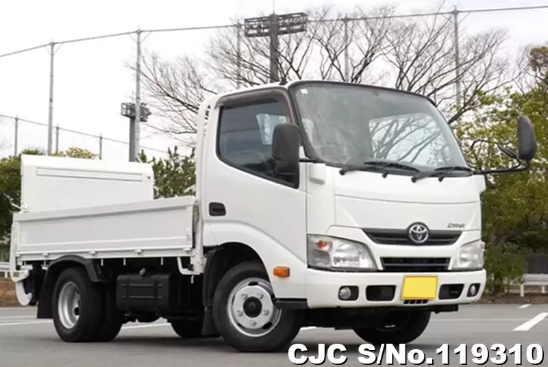 Toyota / Dyna 2014