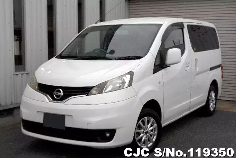 Nissan / NV200 2013