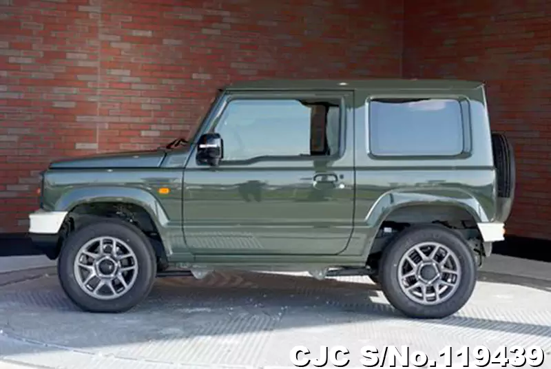 Suzuki Jimny in Green for Sale Image 2