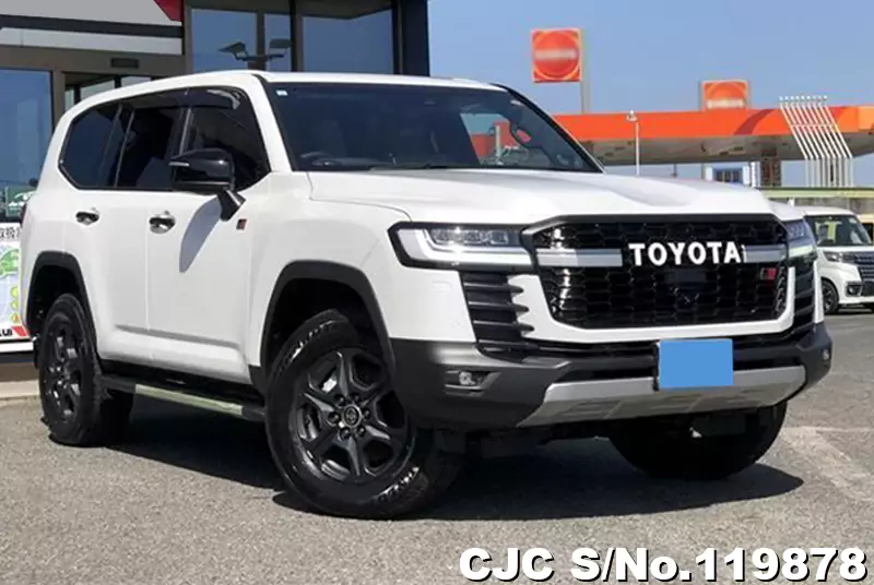 Toyota / Land Cruiser 2023