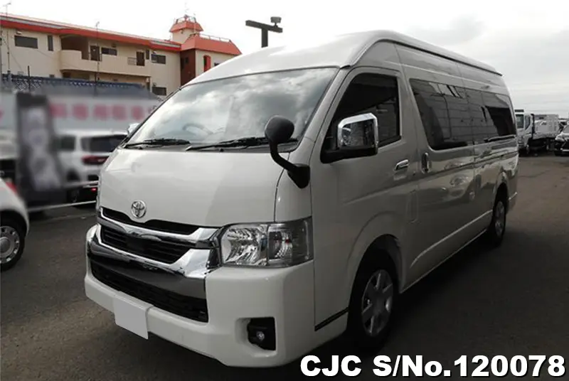 Toyota / Hiace 2024