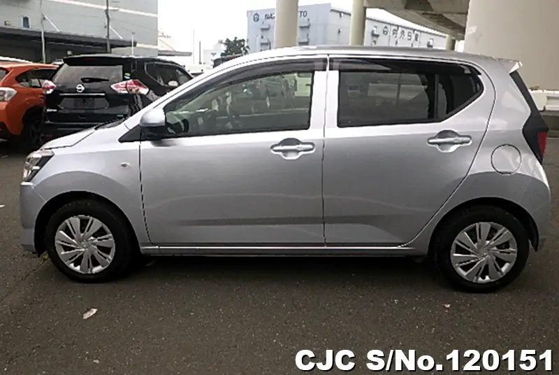 Daihatsu Mira E:S in Silver for Sale Image 7