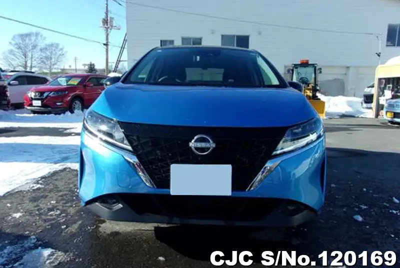 Nissan Note in Blue for Sale Image 2