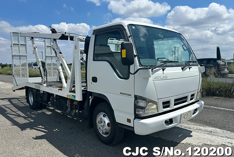 Nissan / Atlas 2005