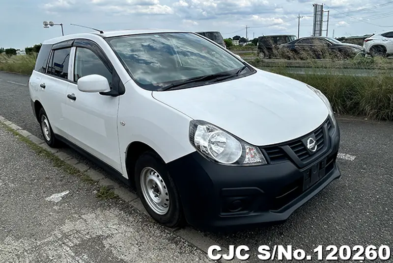 Nissan / AD Van 2018