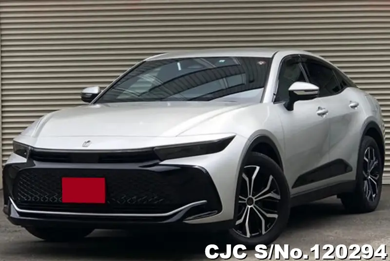 Toyota / Crown Crossover 2023