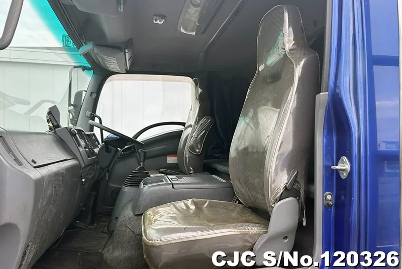 2014 Isuzu / Forward Stock No. 120326