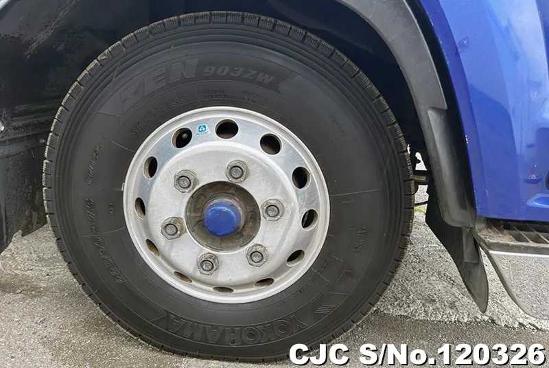 2014 Isuzu / Forward Stock No. 120326