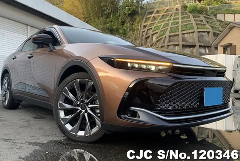 Toyota / Crown Crossover 2023