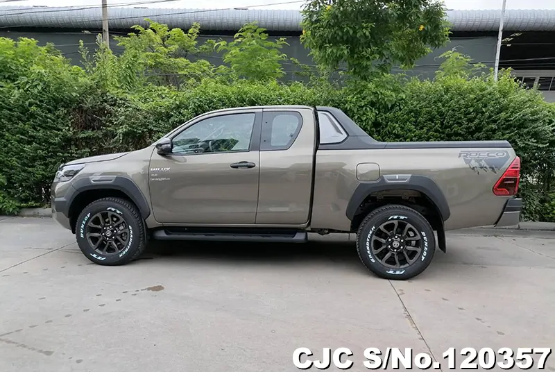 2025 Toyota / Hilux / Revo Rocco Stock No. 120357