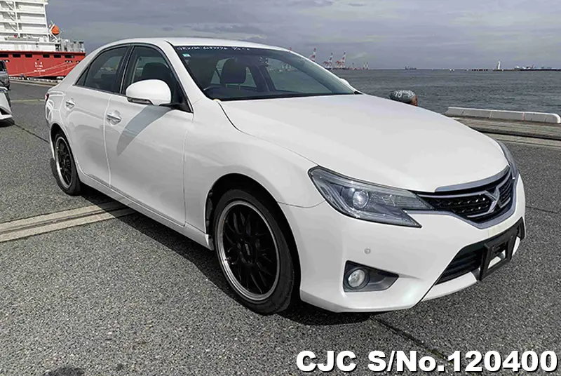 Toyota / Mark X 2015