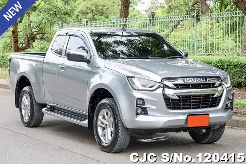 Isuzu D-Max in Silver for Sale Image 0