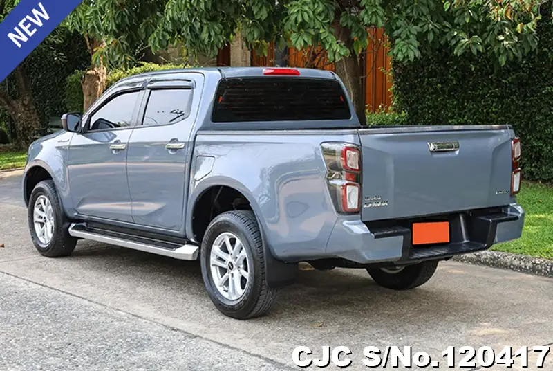 Isuzu D-Max in Gray for Sale Image 1