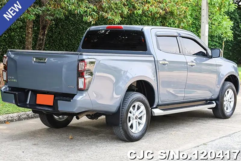 Isuzu D-Max in Gray for Sale Image 2