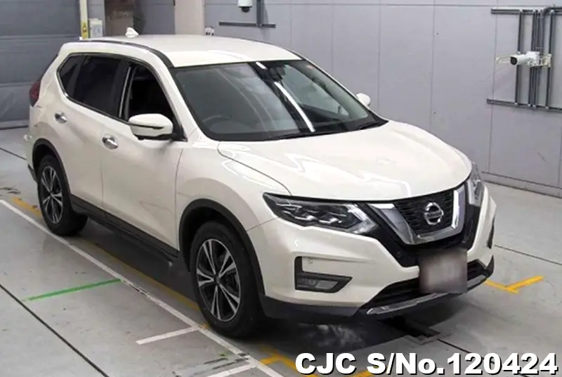 Nissan / X-Trail 2019