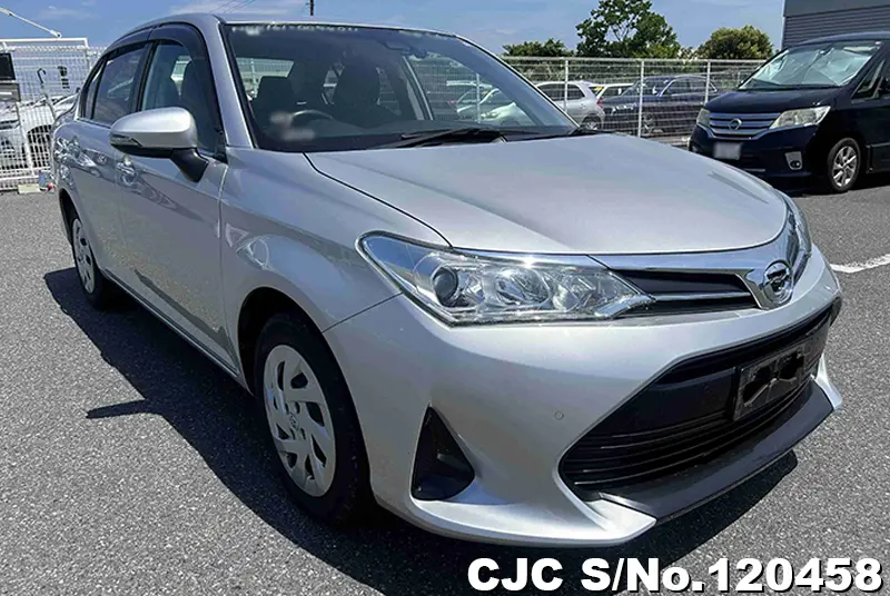 Toyota / Corolla Axio 2018
