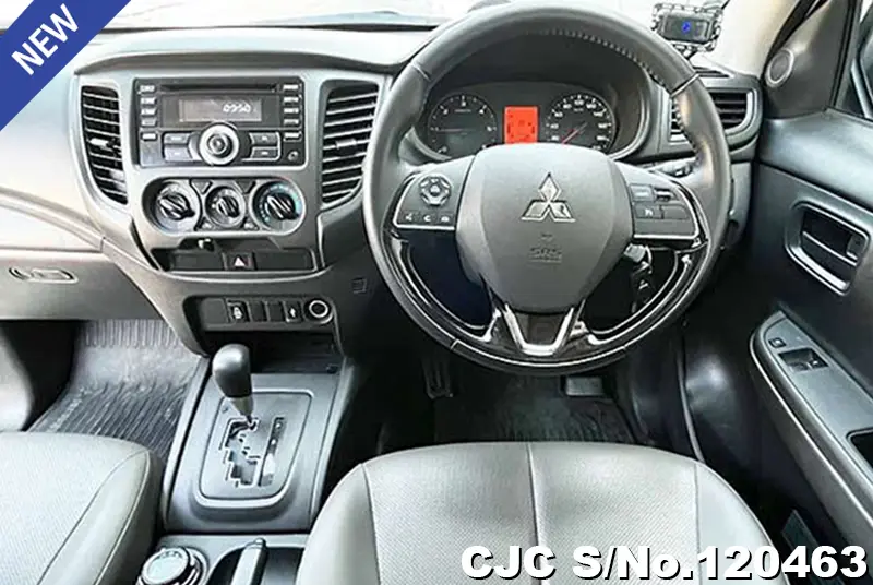 Mitsubishi Triton in White for Sale Image 5