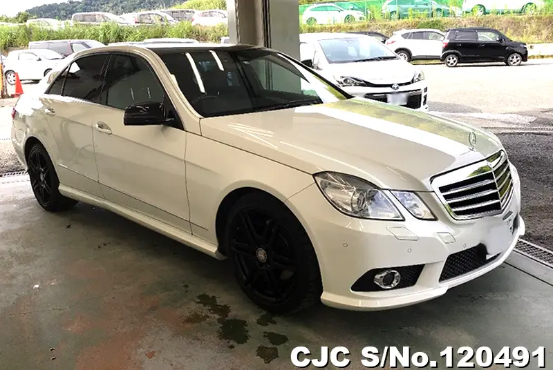 Mercedes Benz / E Class 2009