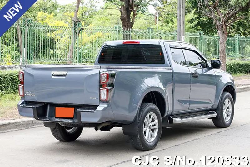 Isuzu D-Max in Gray for Sale Image 2