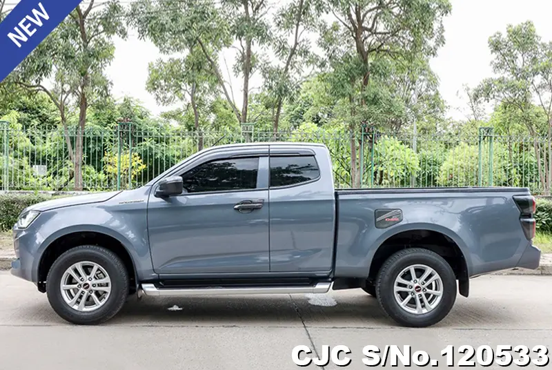 Isuzu D-Max in Gray for Sale Image 7