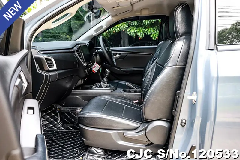 Isuzu D-Max in Gray for Sale Image 11