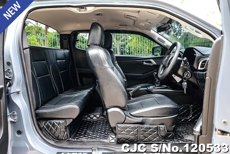 Isuzu D-Max in Gray for Sale Image 12