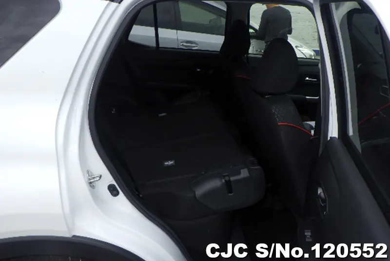 Toyota Raize in White for Sale Image 7