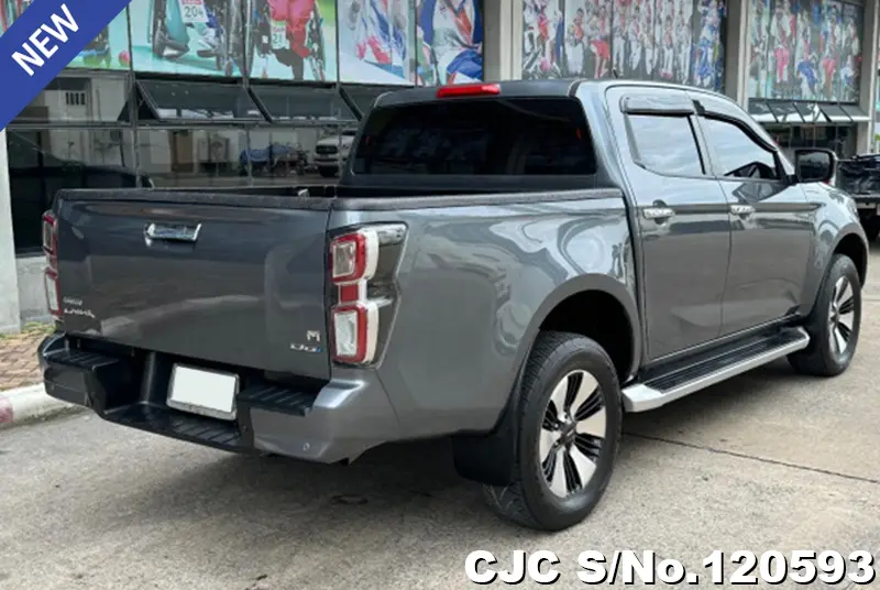 Isuzu D-Max in Gray for Sale Image 2