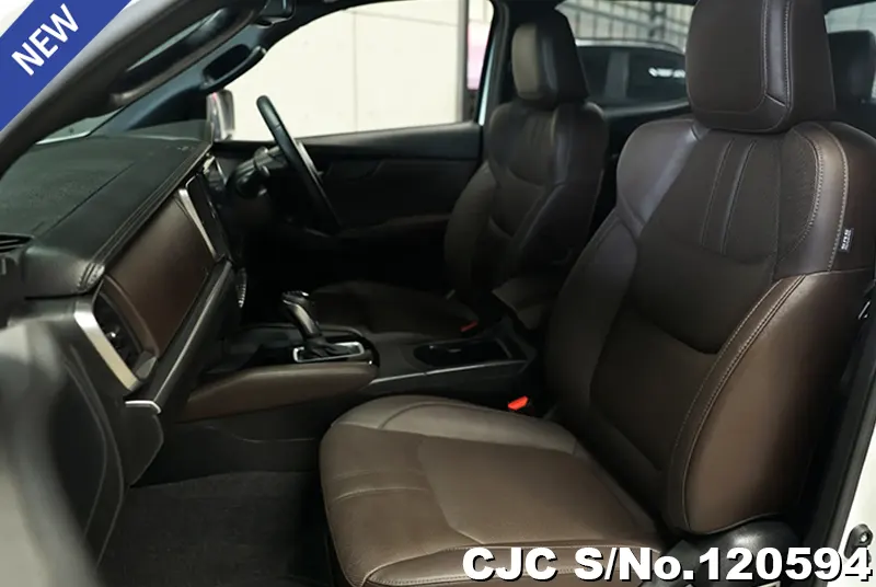 Mazda BT-50 in White for Sale Image 7