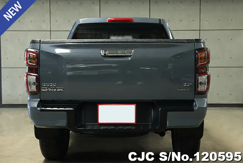 Isuzu D-Max in Gray for Sale Image 3