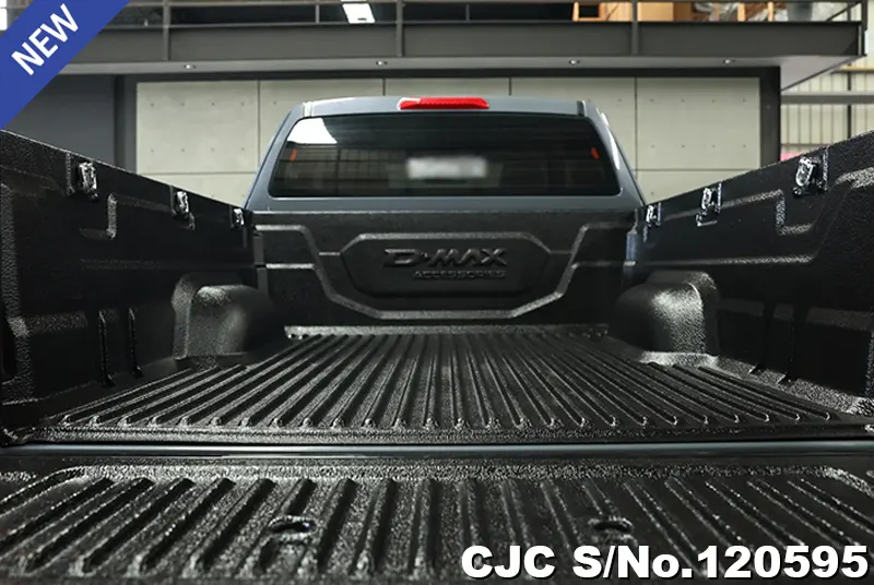 Isuzu D-Max in Gray for Sale Image 4