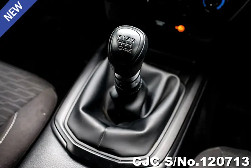 Isuzu D-Max in Silver for Sale Image 15
