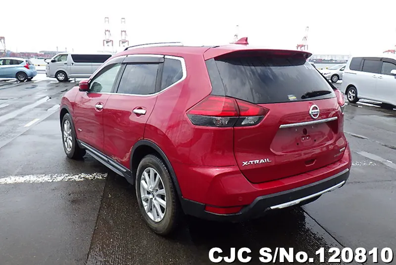 Nissan X-Trail in Red for Sale Image 1