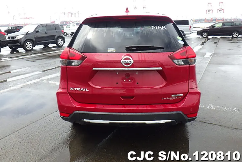 Nissan X-Trail in Red for Sale Image 5