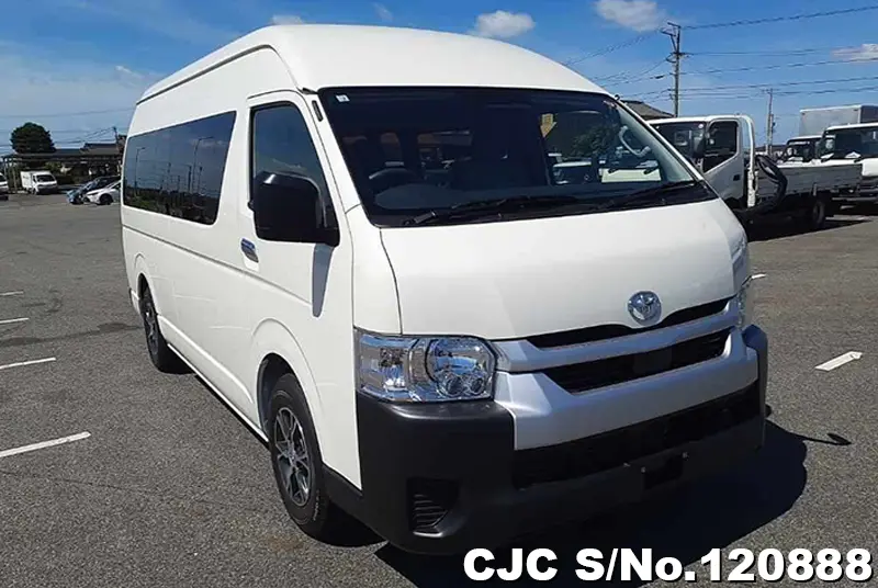 Toyota / Hiace 2024