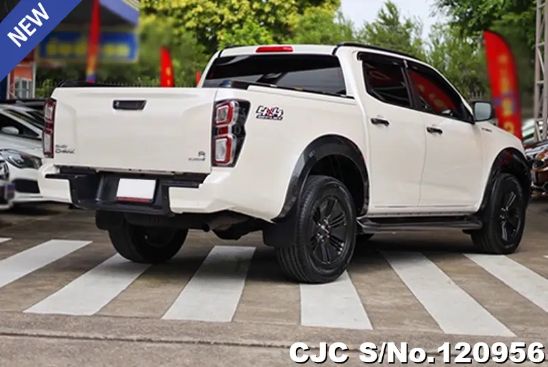 Isuzu D-Max in White for Sale Image 2