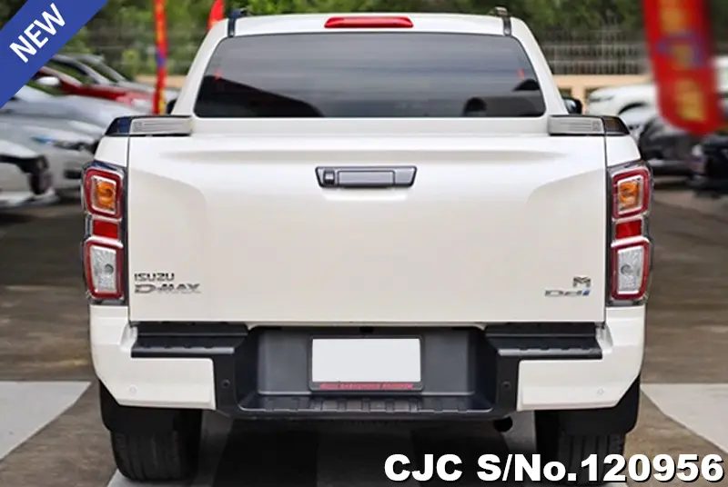 Isuzu D-Max in White for Sale Image 5