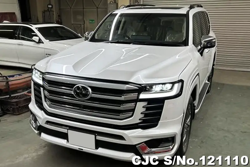 Toyota / Land Cruiser 2023