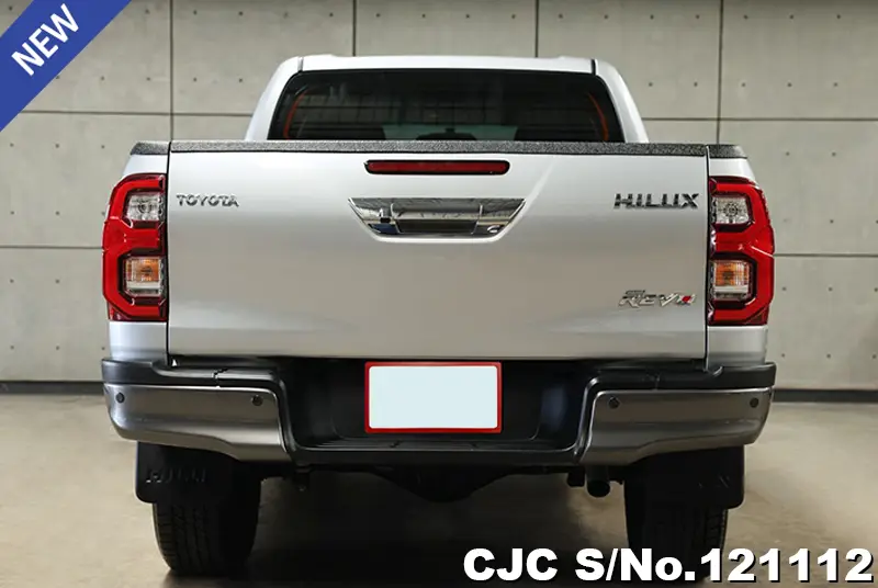 Toyota Hilux in Silver for Sale Image 2